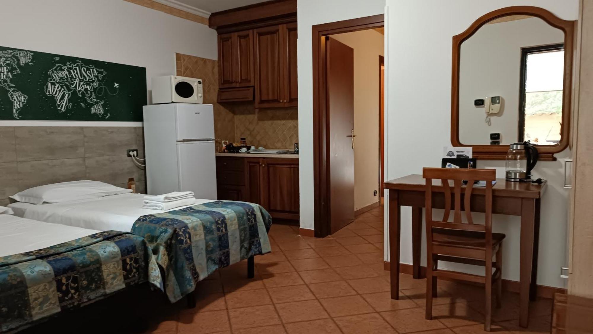 Euro House Inn Airport Fiumicino Exteriér fotografie