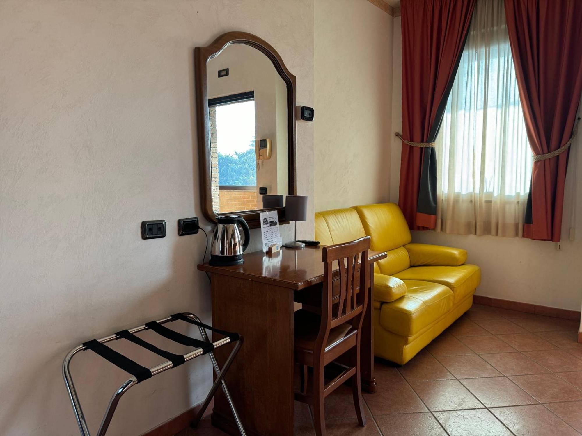 Euro House Inn Airport Fiumicino Exteriér fotografie