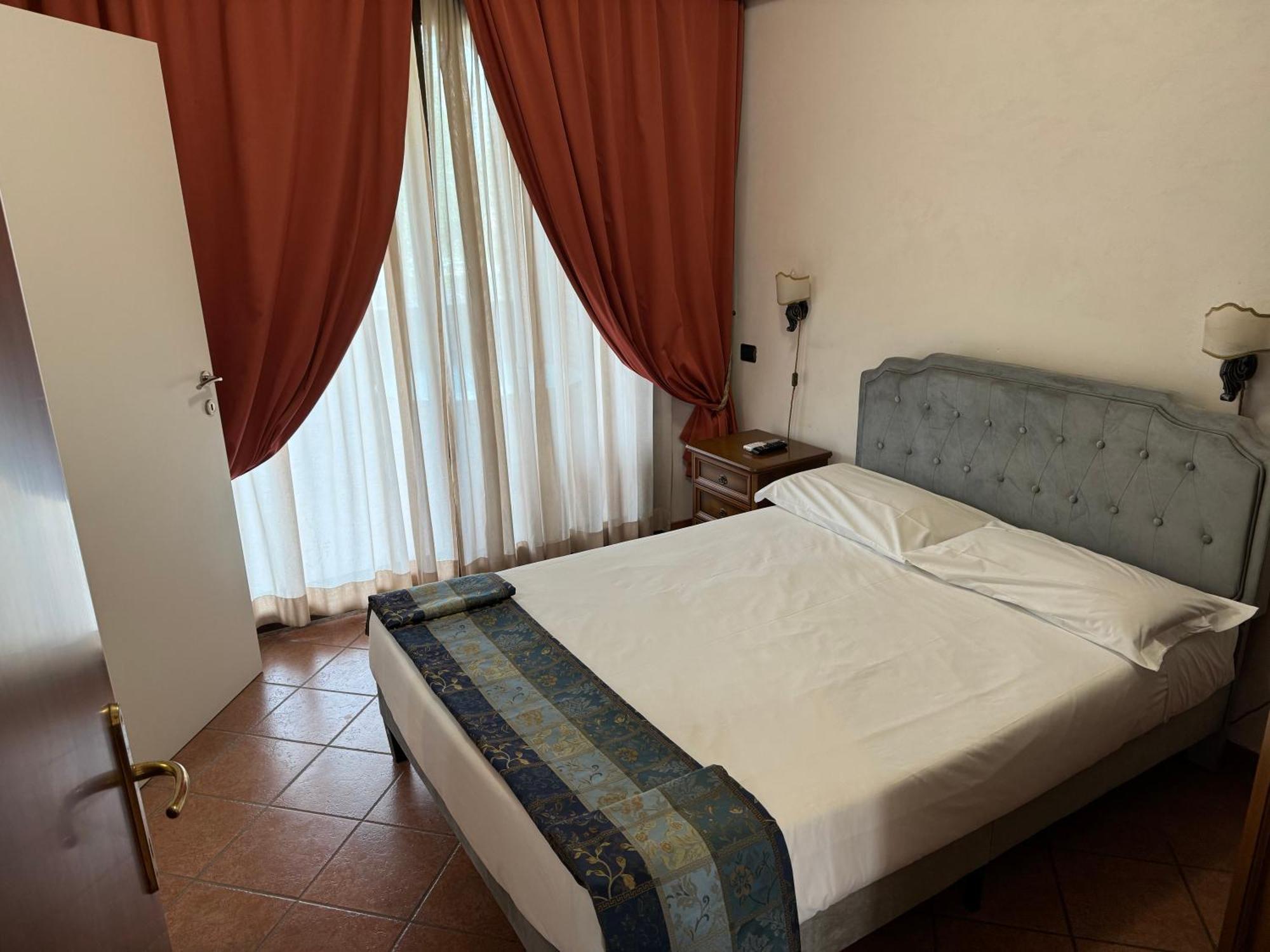Euro House Inn Airport Fiumicino Exteriér fotografie
