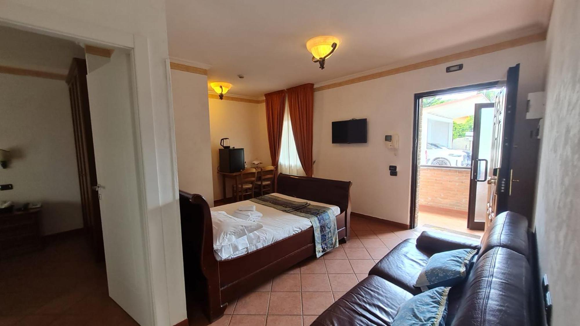 Euro House Inn Airport Fiumicino Exteriér fotografie